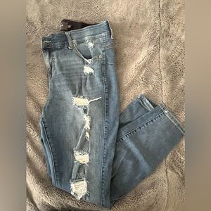 Torrid The Bombshell Skinny Distressed Jean | 16S